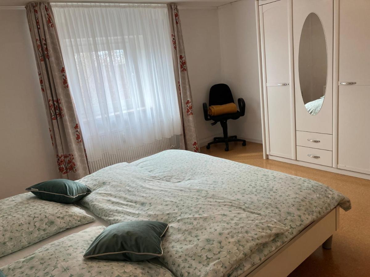 Ferienwohnung Im Gruenen Mit Balkon ヘルデッケ エクステリア 写真